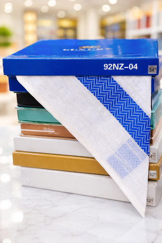 چفیه شماغ عمانی اصیل سفید با نوار آبی